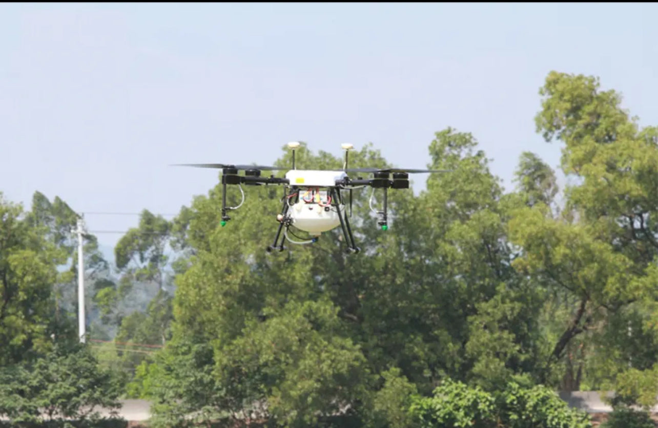 X1380S Dron Agrícola Liviano con un Tanque de Agua Grande