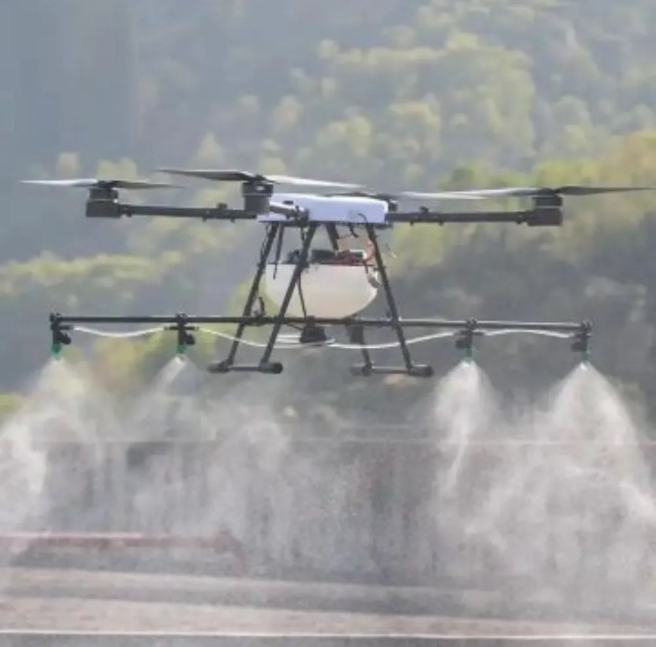 X1380S Dron Agrícola Liviano con un Tanque de Agua Grande